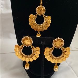 Indian jewelry: earrings and headpiece
